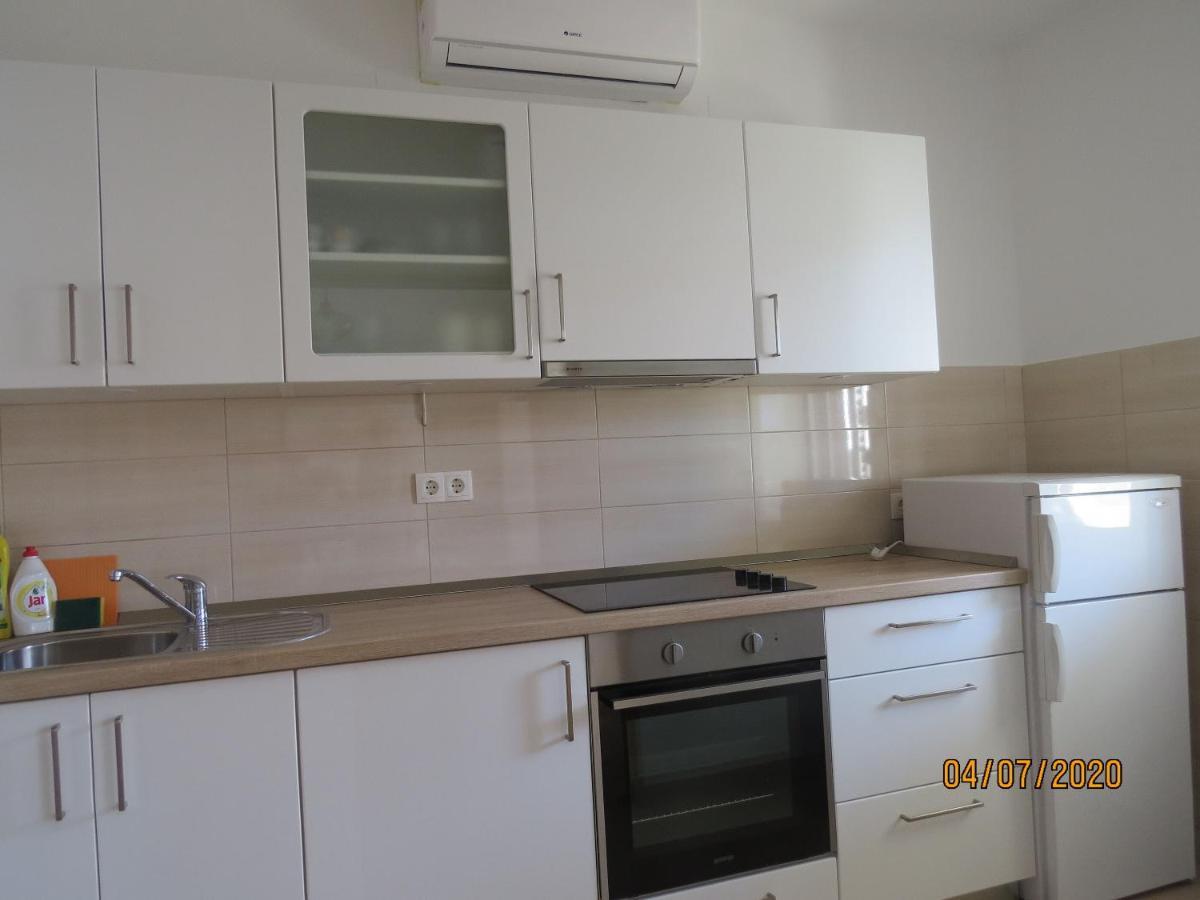 חוואר Apartments Prosperina מראה חיצוני תמונה