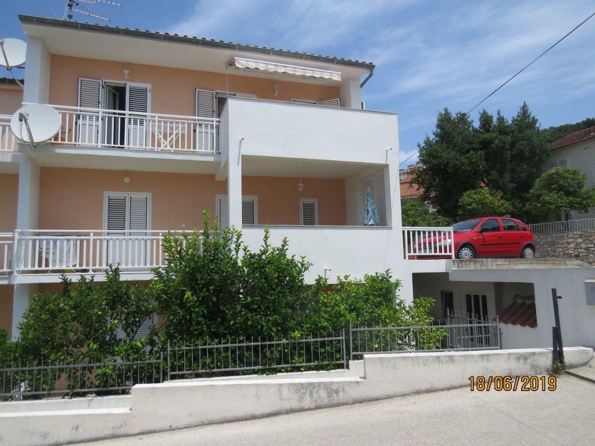 חוואר Apartments Prosperina מראה חיצוני תמונה