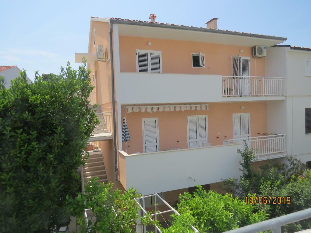 חוואר Apartments Prosperina מראה חיצוני תמונה